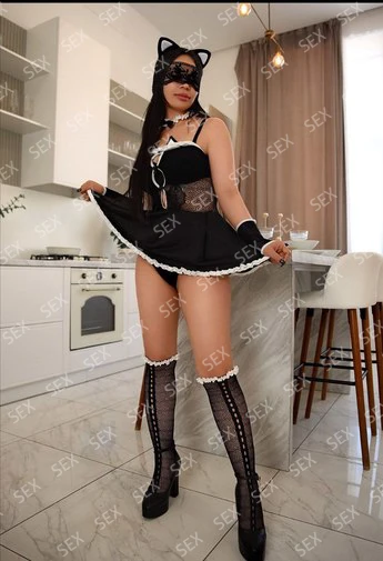 Девушка Мира