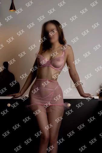 Девушка Алёна